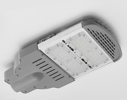 IP66 Su geçirmez LED Sokak Işığı Hızlı Şekil Anti Telaş Koruması